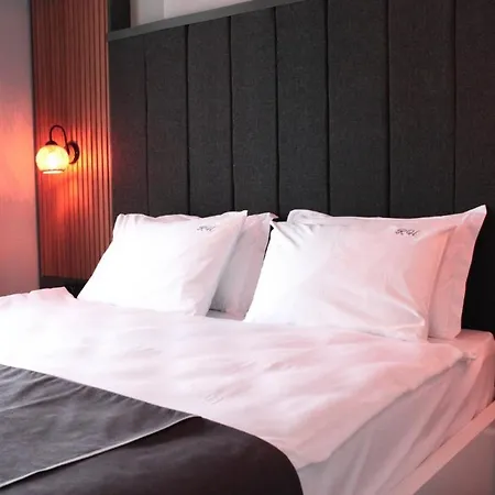 Hotel Rodis 3*